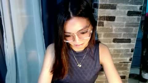 BELLA online show from 03-18-26, 03:37