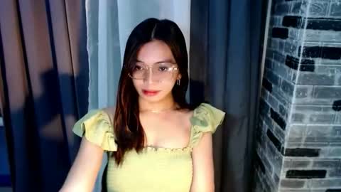 BELLA online show from 03-25-26, 08:37