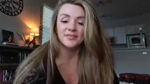 Snapshot of amarajezebel chatting on 02-07-26, 08:23 Amara Jezebel online show from 02-07-26, 08:23