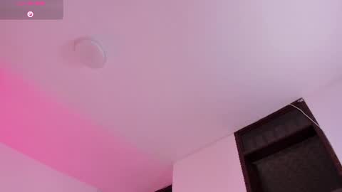 Snapshot of amaralewis chatting on 08-05-26, 01:03 AMARA online show from 08-05-26, 01:03