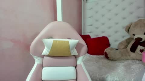 Snapshot of amarantha_milk2 chatting on 05-12-26, 08:39 amarantha online show from 05-12-26, 08:39