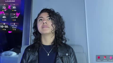 Snapshot of amarettho chatting on 02-20-26, 09:43 Emily online show from 02-20-26, 09:43