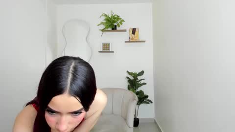 Nicole online show from 10-19-25, 12:28