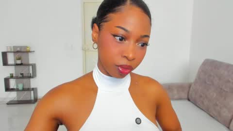 Snapshot of amatiistur chatting on 04-28-26, 07:19 Tammy online show from 04-28-26, 07:19
