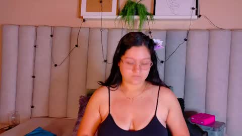 Snapshot of amatistasky__ chatting on 06-02-26, 11:34 AMATISTA online show from 06-02-26, 11:34