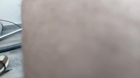 Snapshot of amatuercouple668922 chatting on 02-21-25, 06:51 Petruss s Csabesztoo online show from 02-21-25, 06:51