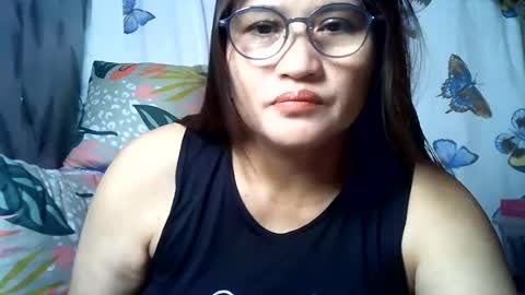 Snapshot of amazing_angel22 chatting on 06-25-26, 12:21 amazing angel online show from 06-25-26, 12:21