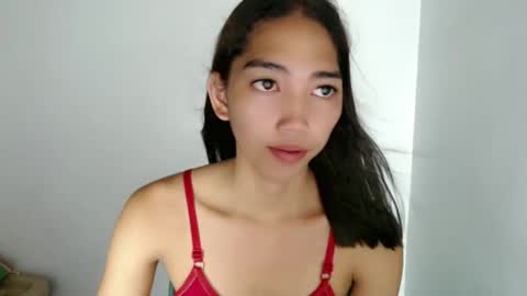 Snapshot of amazing_gracexx chatting on 05-13-26, 10:49 CALL ME GRACE online show from 05-13-26, 10:49