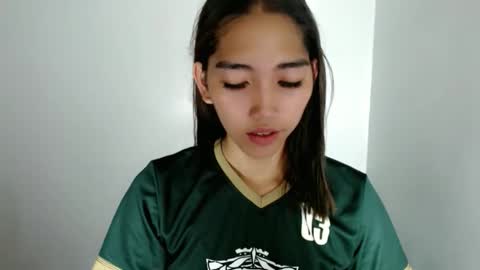Snapshot of amazing_gracexx chatting on 05-17-26, 06:44 CALL ME GRACE online show from 05-17-26, 06:44