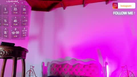 Tifany  online show from 04-10-26, 02:00