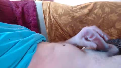 Snapshot of amazingcuteboy845 chatting on 04-16-26, 01:12 amazingcuteboy845 online show from 04-16-26, 01:12