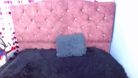 Snapshot of ambar_bby1 chatting on 02-06-25, 12:05 Ambar online show from 02-06-25, 12:05