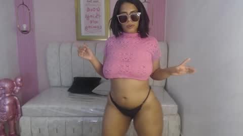 Snapshot of ambar_fox_s chatting on 09-21-25, 08:49 Ambar online show from 09-21-25, 08:49