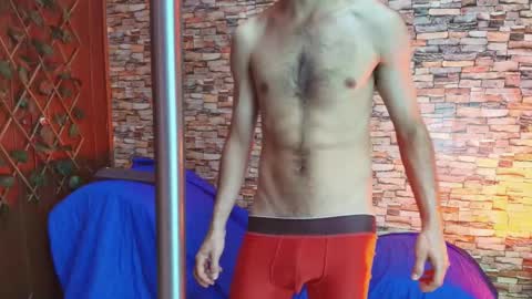 Snapshot of ambar_mds chatting on 09-27-25, 03:06 Sebas online show from 09-27-25, 03:06