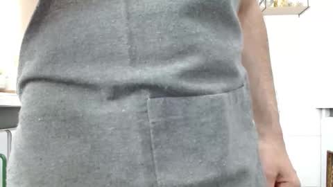 Snapshot of ambar_mds chatting on 10-01-25, 02:23 Sebas online show from 10-01-25, 02:23