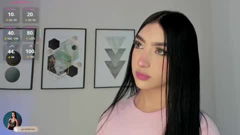 ambarevans_ online show from 11-05-25, 11:54