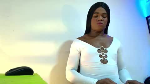 ambargil__ online show from 01-08-25, 12:47