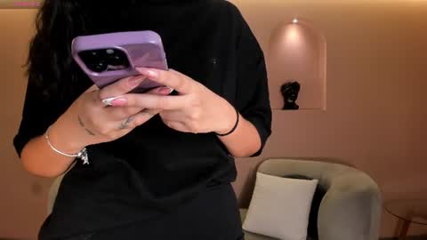 Snapshot of ambarjames_ chatting on 06-11-26, 11:08 Ambar online show from 06-11-26, 11:08