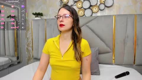 .  Amber Wood  . online show from 09-19-25, 12:39