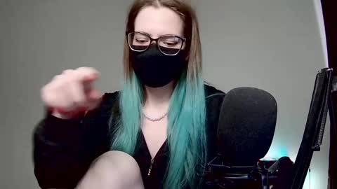 Amber non-nude model online show from 02-15-25, 10:00