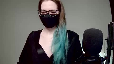 Amber non-nude model online show from 02-19-25, 09:47