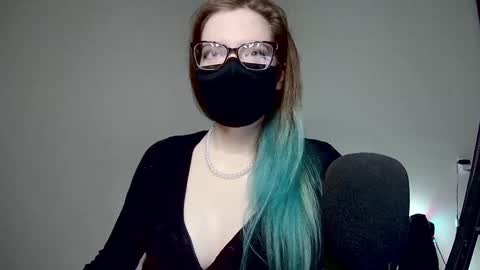 Amber non-nude model online show from 03-05-25, 02:03