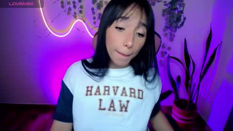 Amber online show from 10-27-25, 01:26