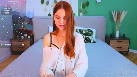 Snapshot of amber_rogerss chatting on 02-06-26, 05:45 Amber online show from 02-06-26, 05:45