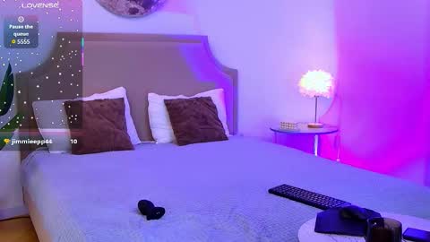 Snapshot of amber_rogerss chatting on 02-27-26, 05:51 Amber online show from 02-27-26, 05:51