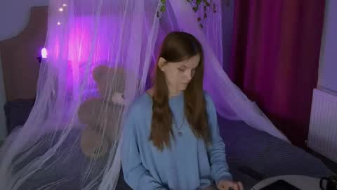 Amber online show from 04-12-26, 05:34