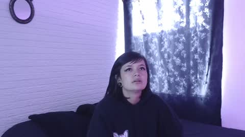 Snapshot of amber_rouss chatting on 12-04-24, 09:02 ROUSS online show from 12-04-24, 09:02