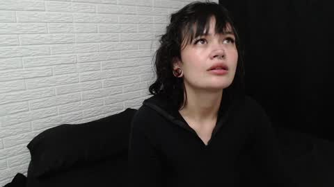 Snapshot of amber_rouss chatting on 01-07-25, 01:28 ROUSS online show from 01-07-25, 01:28