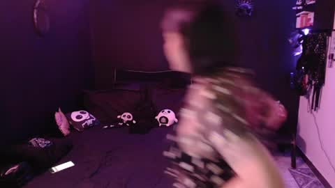 Snapshot of amber_rouss chatting on 03-31-26, 02:35 ROUSS online show from 03-31-26, 02:35
