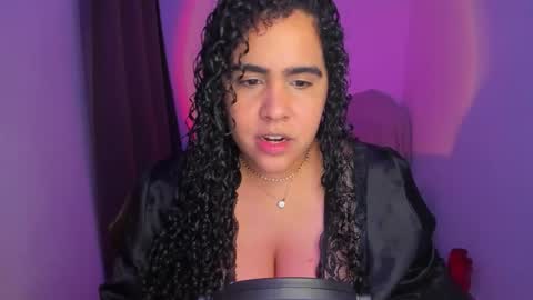 Snapshot of amber_smith20 chatting on 02-12-26, 01:22 find me here --- online show from 02-12-26, 01:22