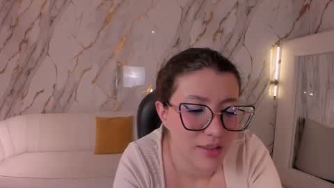 Amber  online show from 06-30-26, 08:54