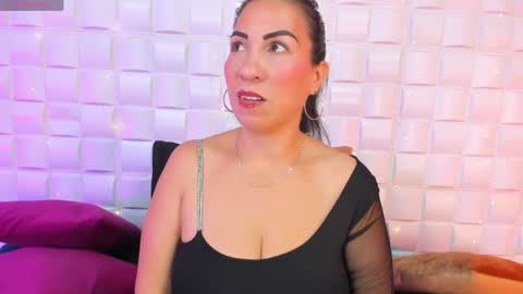 Snapshot of amberjoymilf chatting on 05-22-26, 12:22 Amber online show from 05-22-26, 12:22