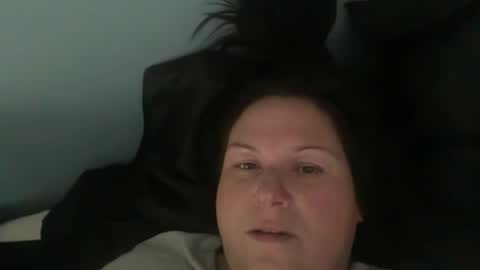 ambermoss7 online show from 11-15-25, 10:48