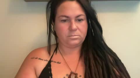 Snapshot of ambermoss7 chatting on 06-19-26, 03:05 ambermoss7 online show from 06-19-26, 03:05