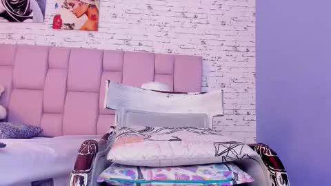 Amber Onassis online show from 01-11-26, 09:42