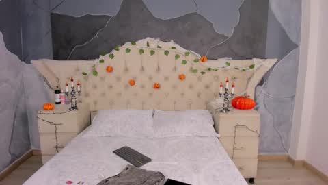 Amber Grey online show from 10-26-25, 12:44