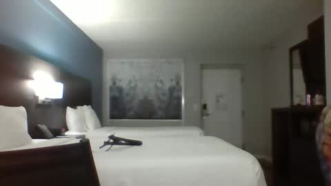 ambionce online show from 04-05-26, 01:58