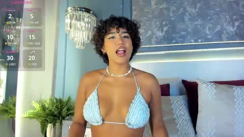 Snapshot of ambracohelo chatting on 05-23-26, 11:25 Ambra Cohelo online show from 05-23-26, 11:25