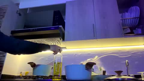 Snapshot of amdrix21 chatting on 02-17-25, 12:54 Amdrix online show from 02-17-25, 12:54