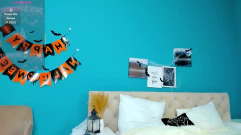 Ameli online show from 10-29-25, 01:08