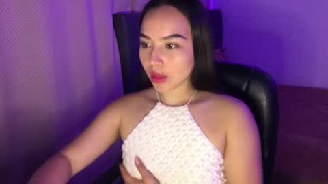 Snapshot of amelia___hall chatting on 06-07-26, 07:28 Amelia online show from 06-07-26, 07:28