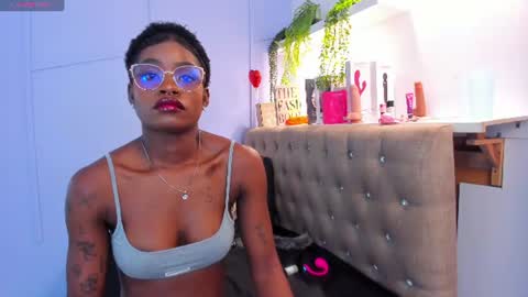 Snapshot of amelia_adms chatting on 07-06-26, 03:03 Amelia Adams online show from 07-06-26, 03:03