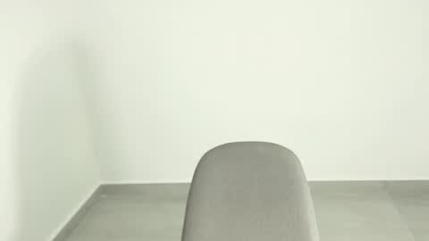 Snapshot of amelia_brunette2 chatting on 09-18-25, 07:05 girl exsotic online show from 09-18-25, 07:05