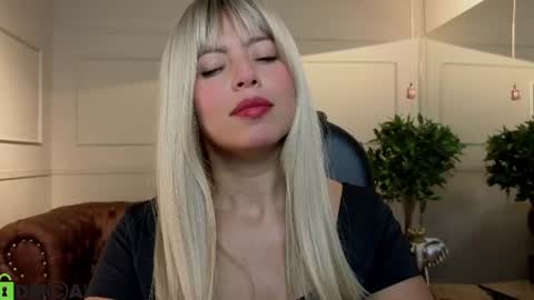 Snapshot of amelia_chillvibes chatting on 06-25-26, 12:20 AMELIA online show from 06-25-26, 12:20