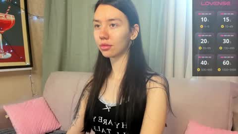 Anna online show from 05-28-26, 01:36