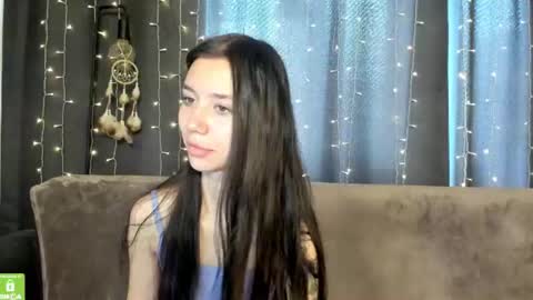 Snapshot of amelia_skyy chatting on 07-16-26, 01:55 Anna online show from 07-16-26, 01:55